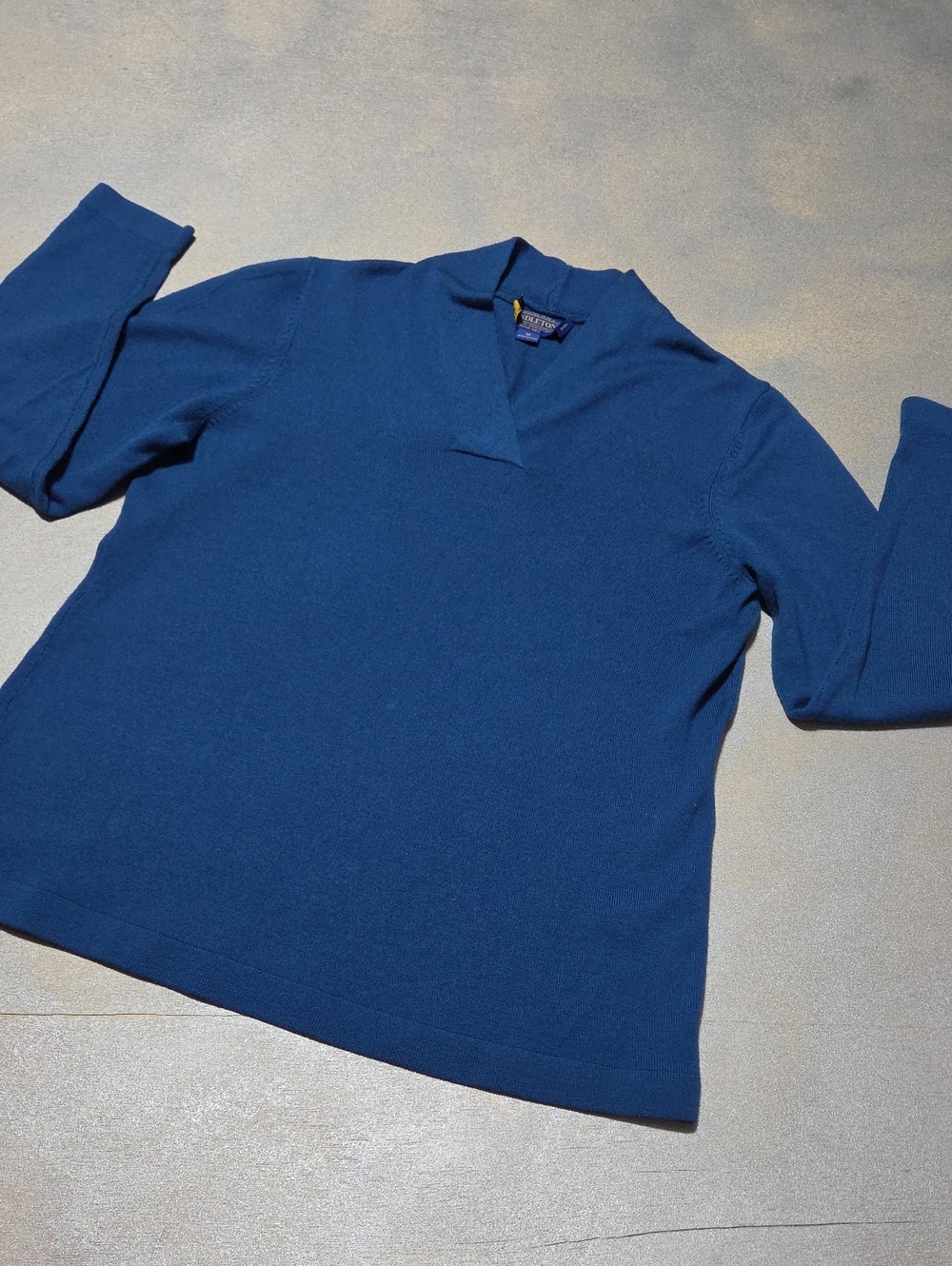 Pendleton Women's Royal Blue V-Neck Sweater Wool